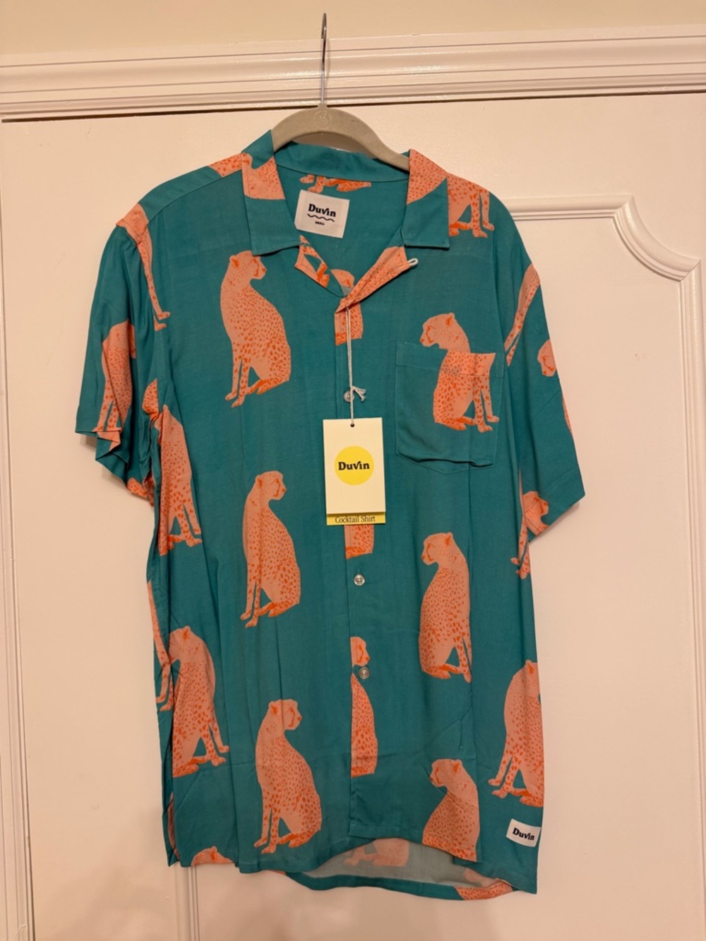 Duvin Cheetah Print Button Down Small